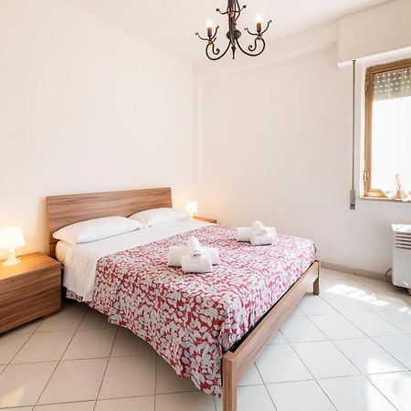Appartamento Casa Arenula By Domusextra Napoli Esterno foto