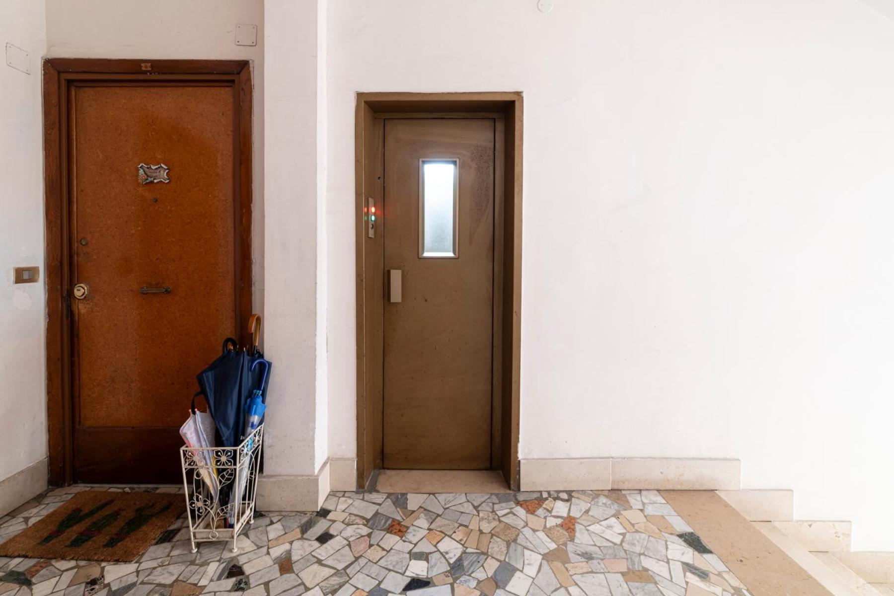 Appartamento Casa Arenula By Domusextra Napoli Esterno foto